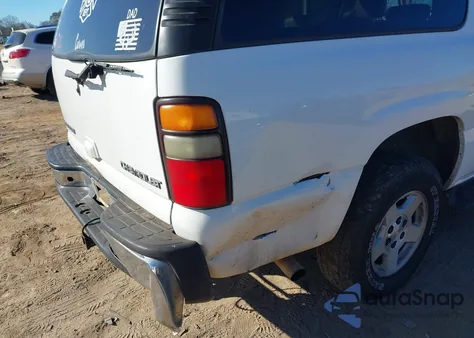 2004 Chevrolet Suburban 1500 Lt from USA, damaged, VIN 3GNEC16Z24G205028